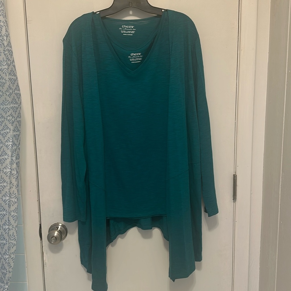Chico sweater set “the ultimate tee”